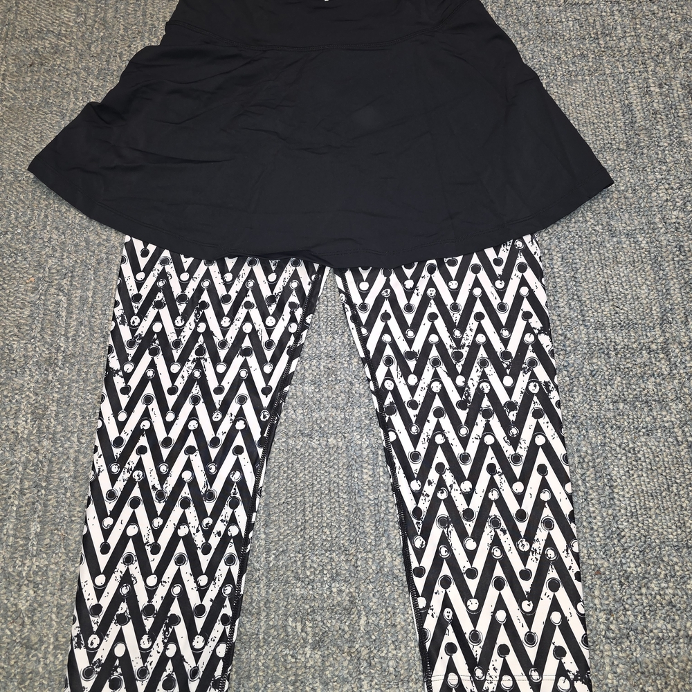 Anivivo Black Athletic Skirt/Leggings